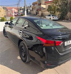 نيسان ألتيما